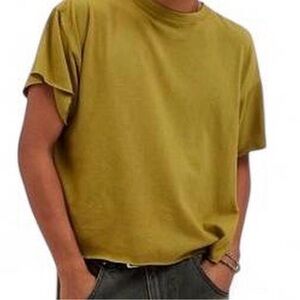 Urban Outfitters Men's Boxy Cropped Short Sleeve Tee